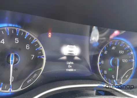 2022 Chrysler Pacifica Touring L z USA, uszkodzony, nr VIN 2C4RC1BG3NR142631